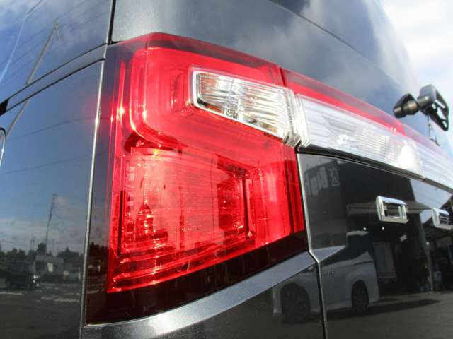 三菱 デリカ　Ｄ：５ ２．２ Ｐ ディーゼルターボ ４ＷＤ R5年 (関東) 99