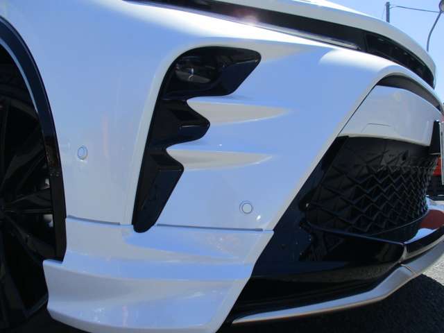 トヨタ クラウン　スポーツ　ハイブリッド ２．５ Ｚ Ｅ－ＦＯＵＲ ４ＷＤ R6年 (関東) 99