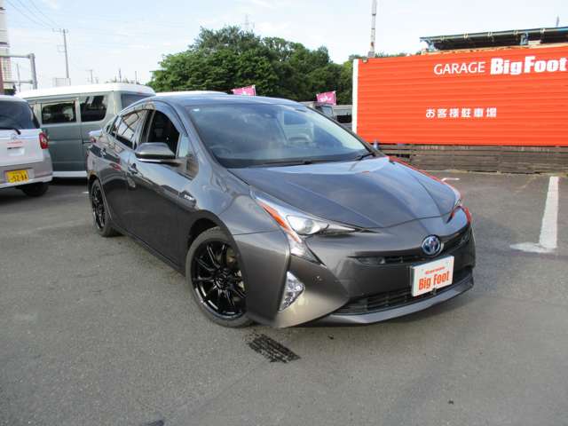 トヨタ プリウス １．８ Ａ H28年 (関東) 99