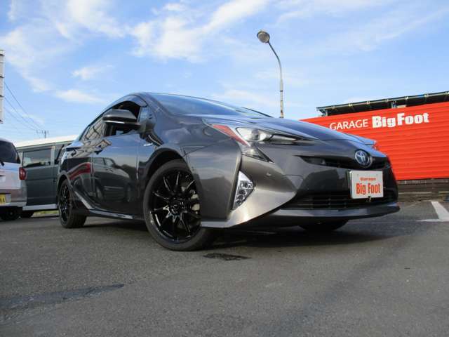 トヨタ プリウス １．８ Ａ H28年 (関東) 99