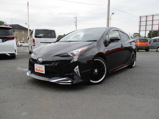トヨタ プリウス １．８ Ｓ セーフティ プラス H29年 (関東) 99
