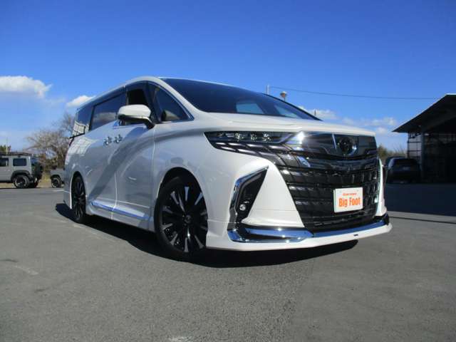 トヨタ アルファード　ハイブリッド ハイブリッド ２．５ エグゼクティブ ラウンジ Ｅ－ＦＯＵＲ ４ＷＤ R5年 (関東) 99