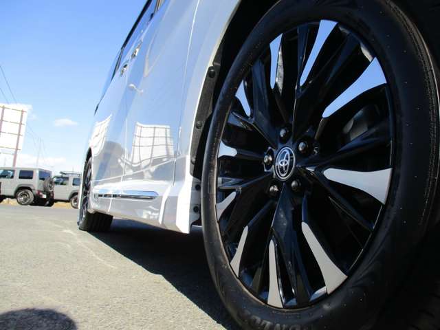 トヨタ アルファード　ハイブリッド ハイブリッド ２．５ エグゼクティブ ラウンジ Ｅ－ＦＯＵＲ ４ＷＤ R5年 (関東) 99