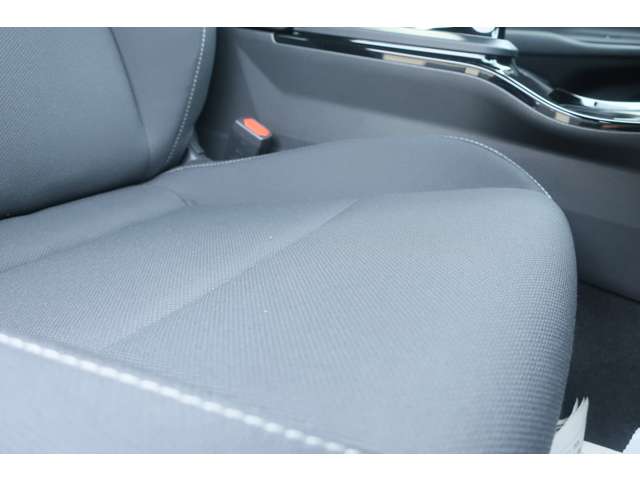 トヨタ プリウス ２．０ Ｇ R5年 (関東) 99