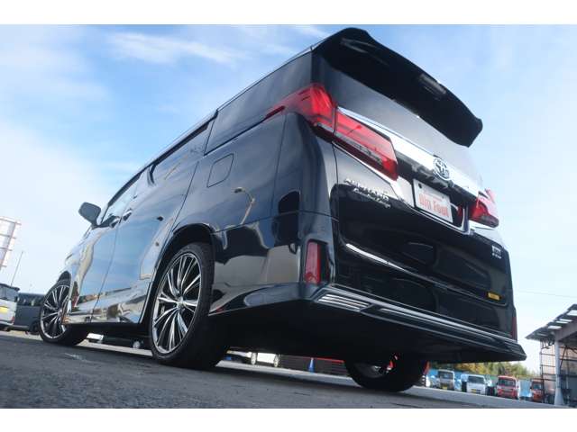 トヨタ アルファード　ハイブリッド ハイブリッド ２．５ エグゼクティブ ラウンジ Ｓ Ｅ－ＦＯＵＲ ４ＷＤ H30年 (関東) 99