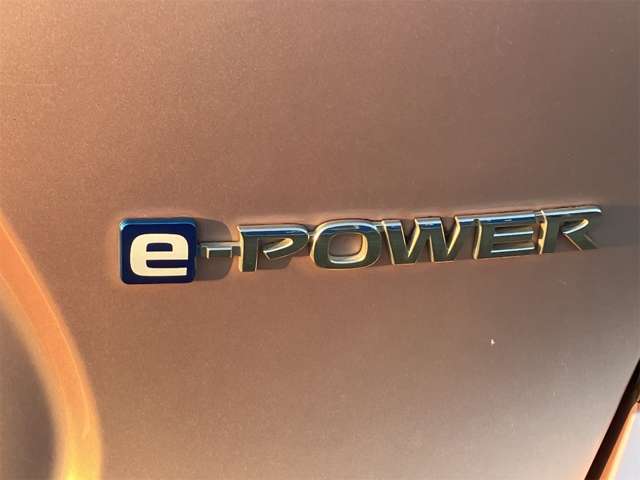 日産 ノート １．２ Ｅ－ＰＯＷＥＲ Ｘ H29年 (九州・沖縄) 99