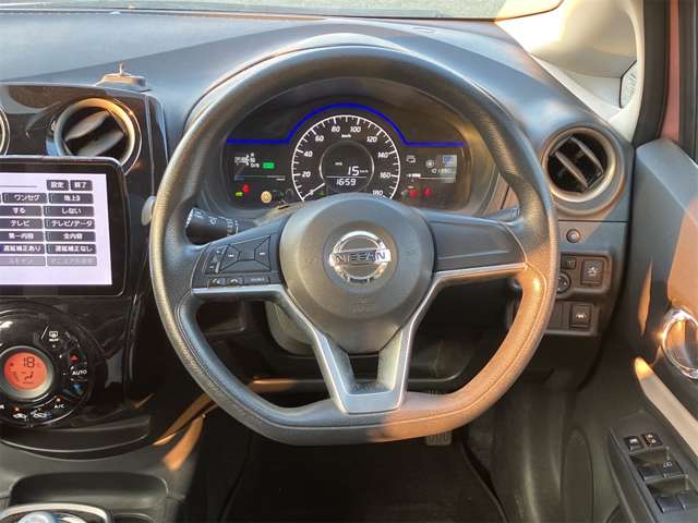 日産 ノート １．２ Ｅ－ＰＯＷＥＲ Ｘ H29年 (九州・沖縄) 99