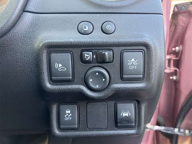 日産 ノート １．２ Ｅ－ＰＯＷＥＲ Ｘ H29年 (九州・沖縄) 99