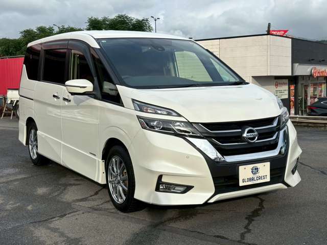 日産 セレナ ２．０ ハイウェイスター ＶセレクションＩＩ R1年 (九州・沖縄) 99