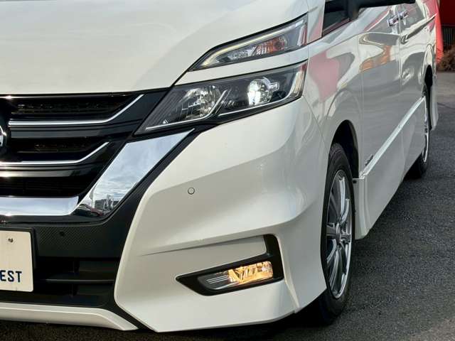 日産 セレナ ２．０ ハイウェイスター ＶセレクションＩＩ R1年 (九州・沖縄) 99
