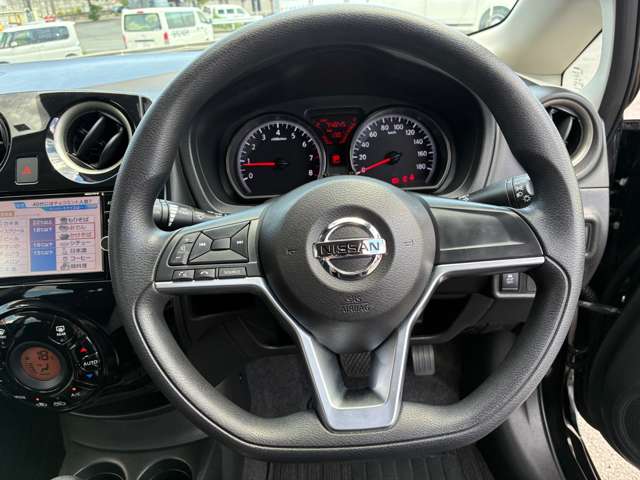 日産 ノート １．２ Ｘ H30年 (九州・沖縄) 99