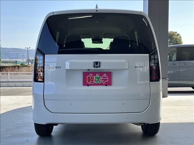 ホンダ フリード　ハイブリッド １．５ Ｅ：ＨＥＶ エアー R8年 (九州・沖縄) 99