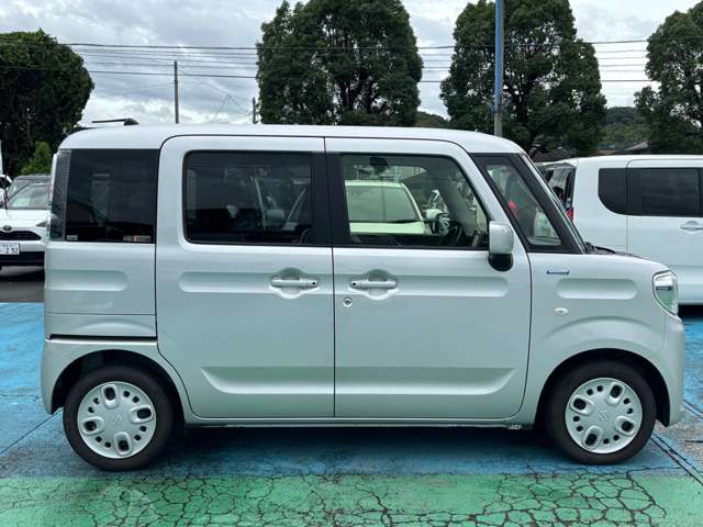 スズキ スペーシア ６６０ ハイブリッド Ｘ R4年 (九州・沖縄) 99