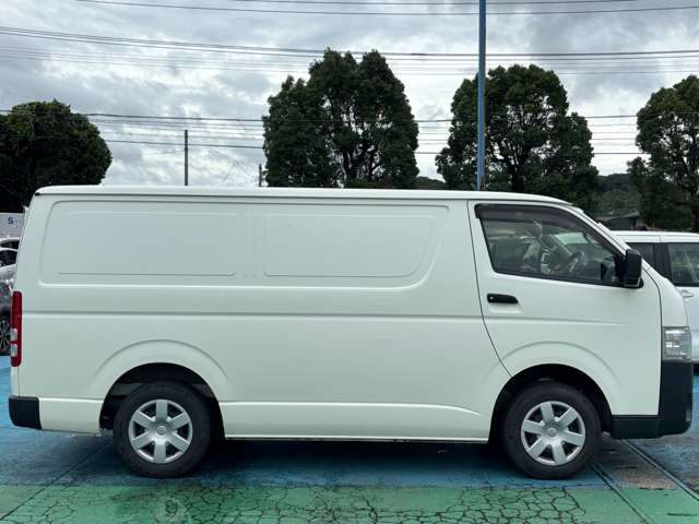 トヨタ ハイエースバン ２．８ 中温冷凍バン ロング ディーゼルターボ R4年 (九州・沖縄) 99