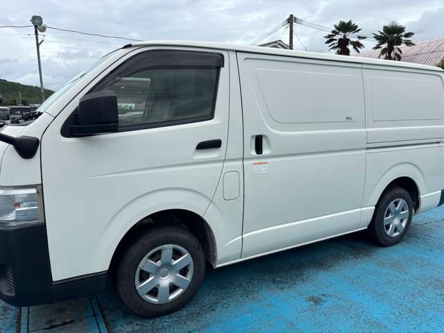 トヨタ ハイエースバン ２．８ 中温冷凍バン ロング ディーゼルターボ R4年 (九州・沖縄) 99