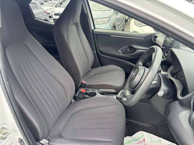 トヨタ ヤリス １．０ Ｘ R4年 (九州・沖縄) 99