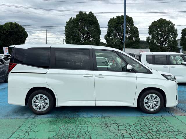 トヨタ ノア ２．０ Ｘ R4年 (九州・沖縄) 99