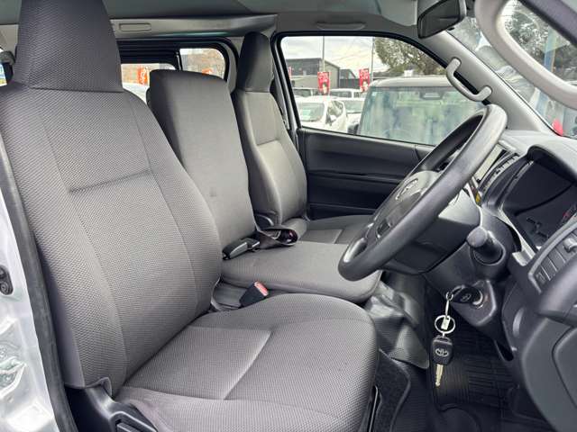 トヨタ ハイエースバン ２．８ ＤＸ ロング ディーゼルターボ ４ＷＤ H30年 (九州・沖縄) 99