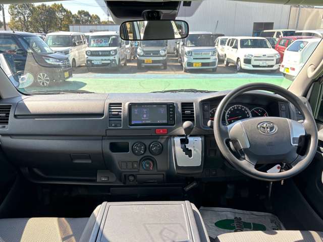 トヨタ ハイエースバン ２．８ ＤＸ ロング ディーゼルターボ H30年 (九州・沖縄) 99