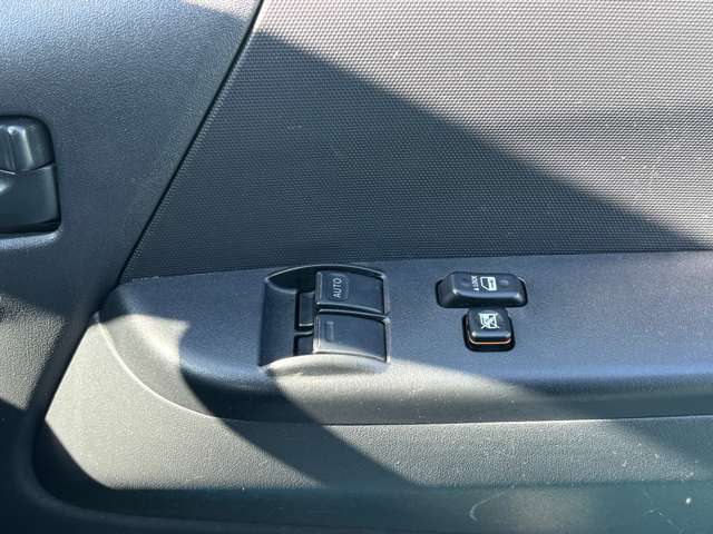 トヨタ ハイエースバン ２．８ ＤＸ ロング ディーゼルターボ H30年 (九州・沖縄) 99