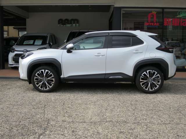 トヨタ ヤリスクロス　ハイブリッド １．５ ハイブリッド Ｚ Ｅ－ＦＯＵＲ ４ＷＤ R7年 (甲信越・北陸) 99