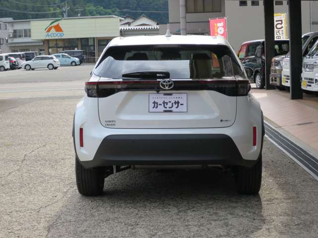 トヨタ ヤリスクロス　ハイブリッド １．５ ハイブリッド Ｚ Ｅ－ＦＯＵＲ ４ＷＤ R7年 (甲信越・北陸) 99