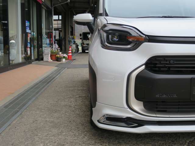 トヨタ シエンタ　ハイブリッド ハイブリッド １．５ Ｚ R7年 (甲信越・北陸) 99