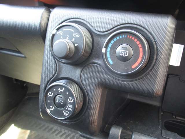 トヨタ サクシードバン １．５ ＵＬ－Ｘ H29年 (甲信越・北陸) 99
