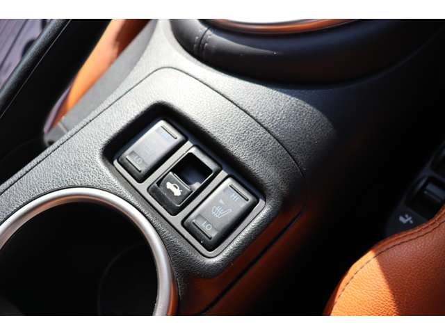 日産 フェアレディＺ ３．７ バージョン Ｔ H30年 (東北) 99