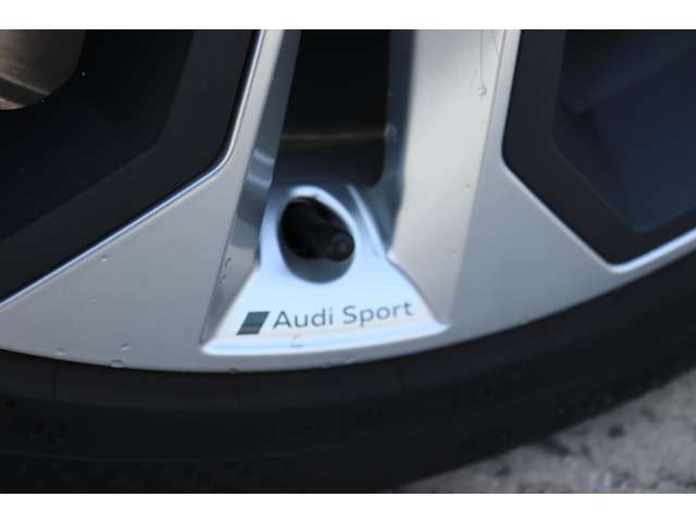 アウディ Ｑ３　スポーツバック ダイナミックエディション R6年 (東北) 99