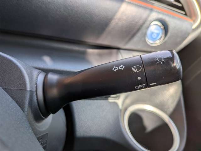 トヨタ シエンタ　ハイブリッド ハイブリッド １．５ Ｇ R1年 (東北) 99