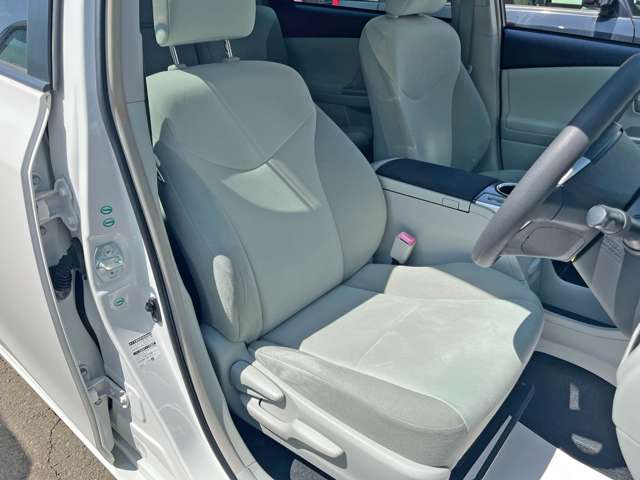 トヨタ プリウスΑ １．８ Ｓ H24年 (東北) 99