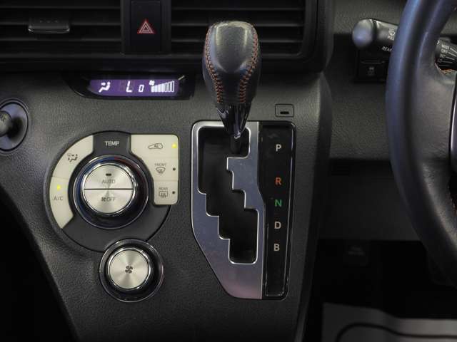 トヨタ シエンタ　ハイブリッド ハイブリッド １．５ Ｇ クエロ H29年 (東北) 99