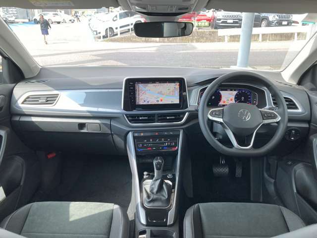 フォルクスワーゲン Ｔ－ＲＯＣ ＴＳＩ スタイル R7年 (東北) 99