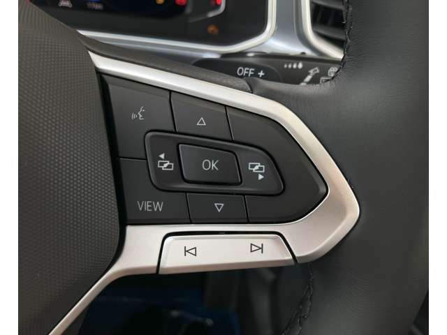 フォルクスワーゲン Ｔ－ＲＯＣ ＴＳＩ スタイル R7年 (東北) 99