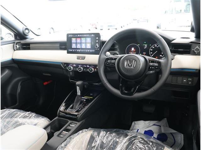 ホンダ ヴェゼル １．５ Ｅ：ＨＥＶ Ｚ プレイパッケージ R8年 (東海) 99