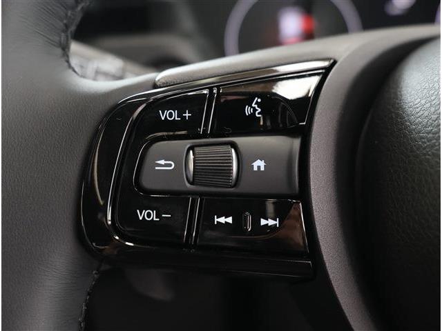 ホンダ ヴェゼル １．５ Ｅ：ＨＥＶ Ｚ プレイパッケージ R8年 (東海) 99