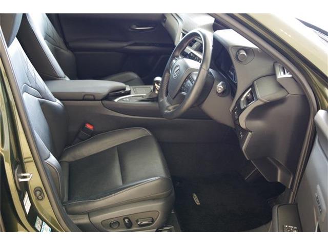 レクサス ＵＸ２５０ｈ バージョンＬ R2年 (東海) 99