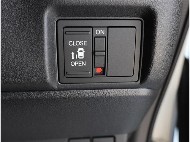 ホンダ Ｎ　ＢＯＸ カスタム ６６０ R8年 (東海) 99