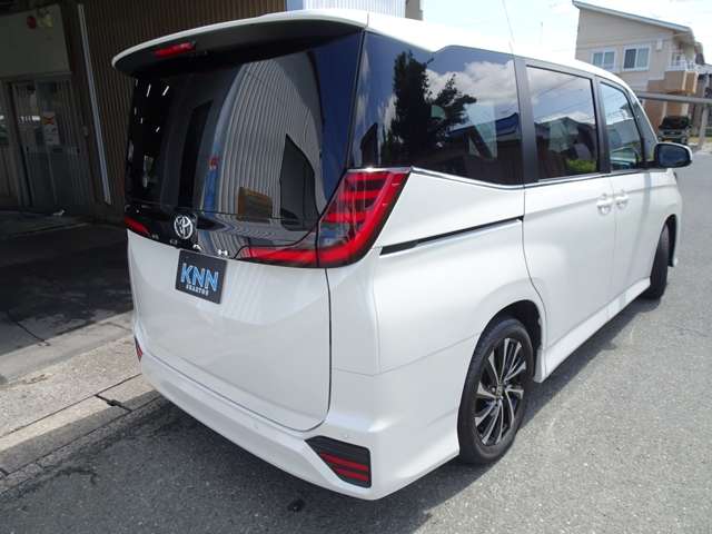 トヨタ ノア ２．０ Ｓ－Ｚ R6年 (東海) 99