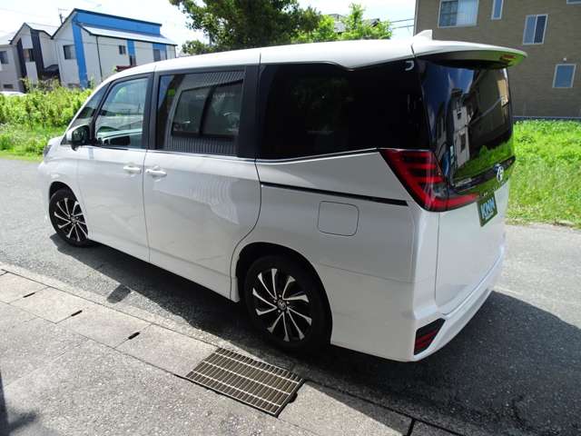 トヨタ ノア ２．０ Ｓ－Ｚ R6年 (東海) 99