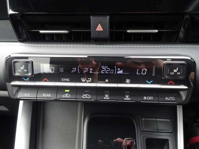 トヨタ ノア ２．０ Ｓ－Ｚ R6年 (東海) 99