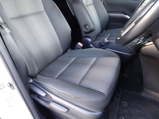 トヨタ ヴォクシー ２．０ ＺＳ H29年 (東海) 99