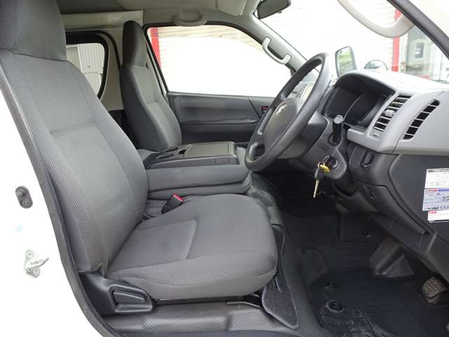 トヨタ レジアスエースバン ３．０ ＤＸ ロングボディ ディーゼルターボ H24年 (東海) 99