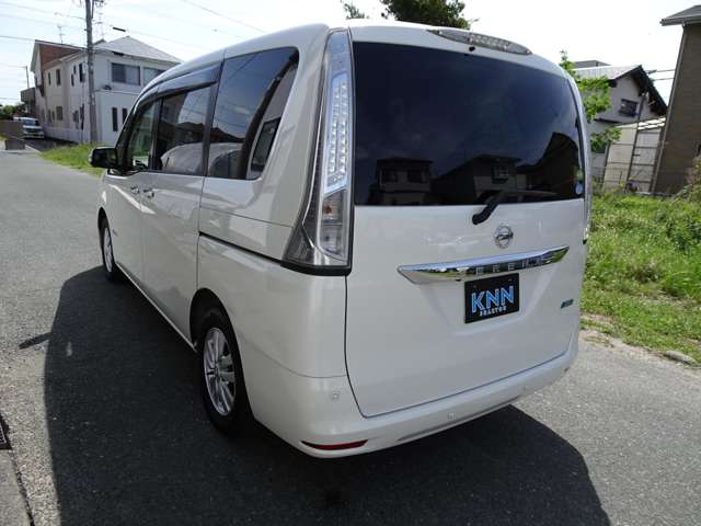 日産 セレナ ２．０ ２０Ｇ Ｓ－ＨＹＢＲＩＤ アドバンストセーフティ パッケージ H27年 (東海) 99