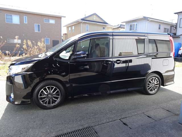 トヨタ ノア ２．０ ＳＩ H26年 (東海) 99