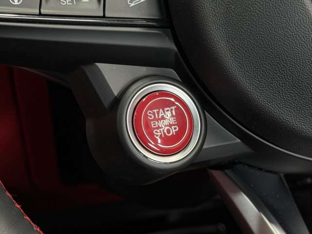 アルファロメオ ステルヴィオ ２．２ ターボ ディーゼル Ｑ４ ヴェローチェ ４ＷＤ R3年 () 99