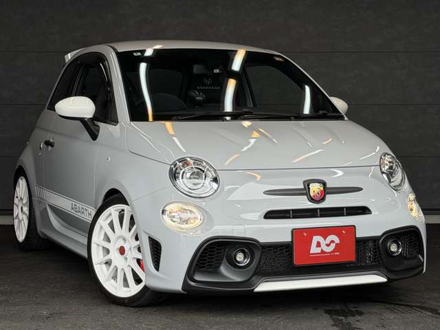 アバルト ６９５エッセエッセ １．４ R4年 (東海) 99