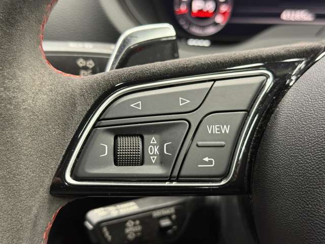 アウディ ＲＳ３　スポーツバック ２．５ ４ＷＤ R2年 (東海) 99