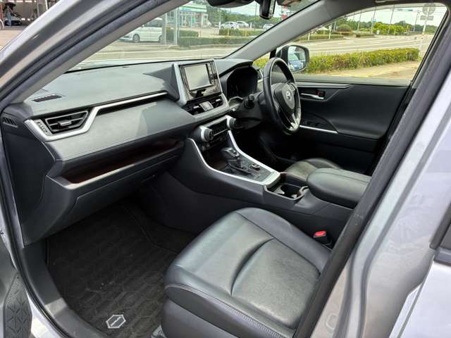 トヨタ ＲＡＶ４ ２．５ ハイブリッド Ｇ Ｅ－ＦＯＵＲ ４ＷＤ R1年 (甲信越・北陸) 99